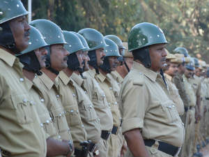 Tight security in Bangalore on Ramzan Tight security in Bangalore on Ramzan