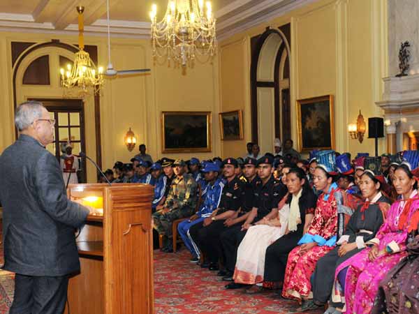 ಅಸ್ಸಾಂ ವಿದ್ಯಾರ್ಥಿ ಸಮೂಹಕ್ಕೆ ರಾಷ್ಟ್ರಪತಿ ಹಿತವಚನ