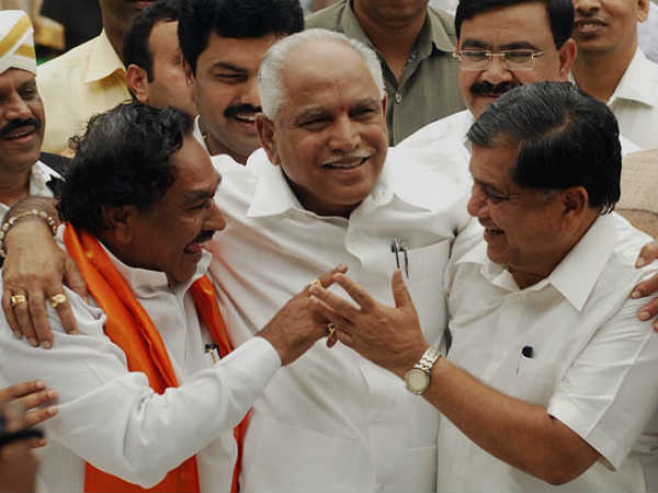 ಶೆಟ್ಟರ್ ಸರಕಾರ ಬಚಾವೋ ಆಂದೋಲನ 