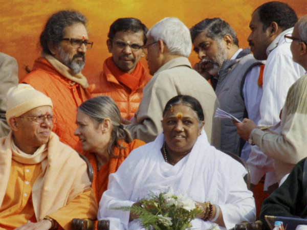 ದೆಹಲಿಯಲ್ಲಿ ಮಾತಾ ಅಮೃತಾನಂದಮಯಿ