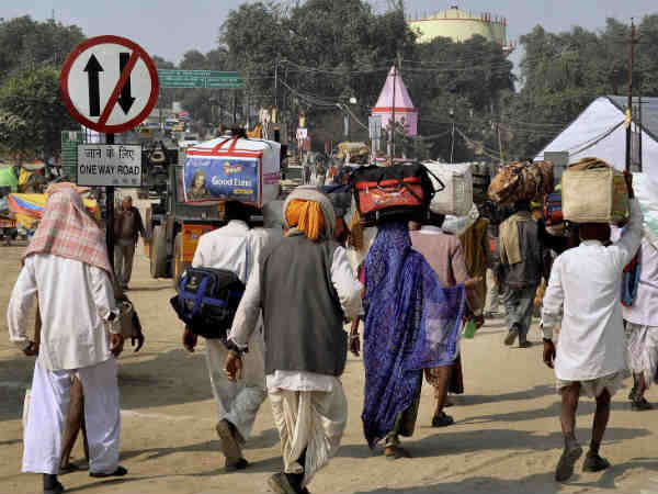 ಕುಂಭಮೇಳದಲ್ಲಿ ಮಿಂದು ಪಾಪ ಕಳೆದುಕೊಳ್ಳಿ ಕುಂಭಮೇಳದಲ್ಲಿ ಮಿಂದು ಪಾಪ ಕಳೆದುಕೊಳ್ಳಿ