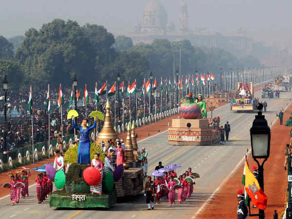 ಸ್ತಬ್ದ ಚಿತ್ರದಲ್ಲಿ ಕಲಾ ವೈಭವ ಅನಾವರಣ
