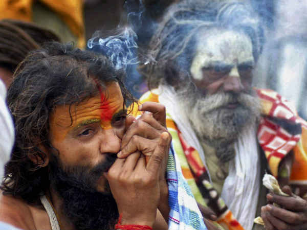 ನಾಗಾ ಸಾಧುಗಳಿಗೆ ಶಸ್ತ್ರಗಳೇ ಆಭರಣ