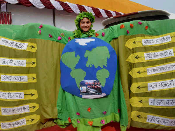 ಕುಂಭಮೇಳದಲ್ಲಿ ವಿದೇಶಿಯರು