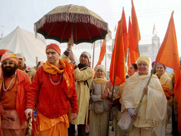 ಕುಂಭಮೇಳದಲ್ಲಿ ವಿದೇಶಿಯರು