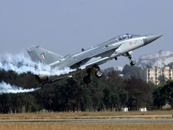 ವೈಮಾನಿಕ ಜಾತ್ರೆ ಮೊದಲ ನೋಟ