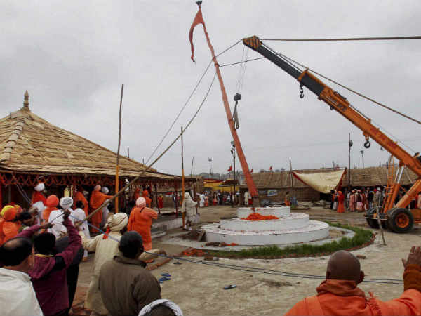 ಭಕ್ತರಿಗೆ ಭೀತಿ ಮೂಡಿಸಿದ ಮಳೆ