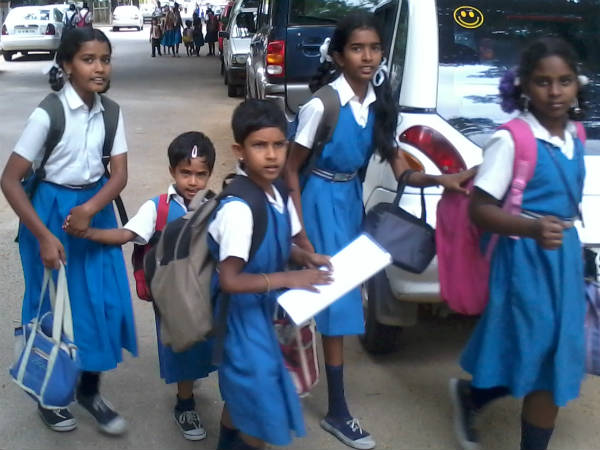 ಲೋಕಸತ್ತಾ ಪ್ರಣಾಳಿಕೆ : ಪ್ರತಿಭಾನ್ವಿತರಿಗೆ ಪುರಸ್ಕಾರ