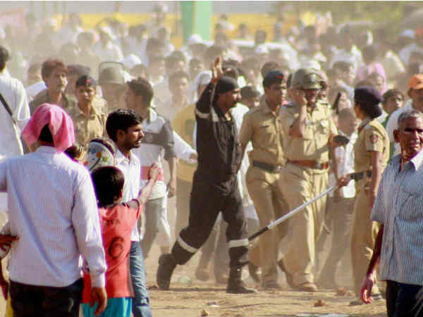 ಹೋಳಿ ಸಂಭ್ರಮದ ಆಚರಣೆ ಚಿತ್ರಗಳು
