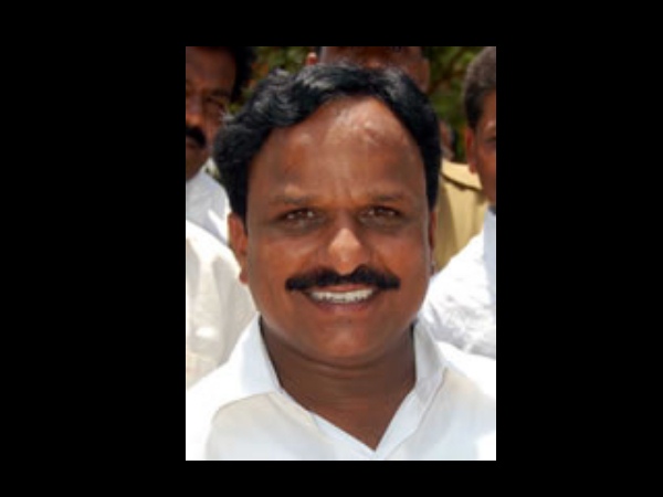 ಡಿ ಸುಧಾಕರ್