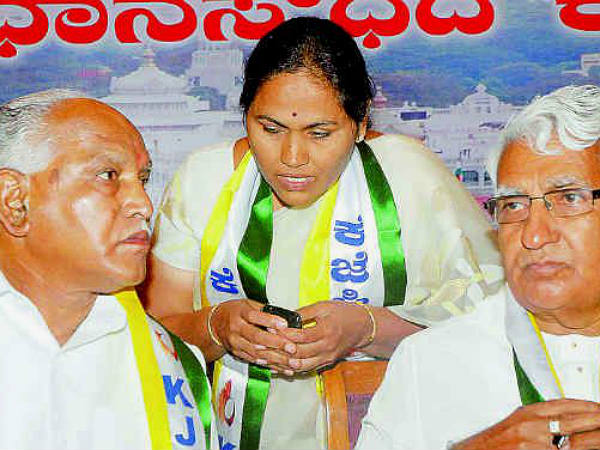 ಯಡಿಯೂರಪ್ಪ ಸ್ಪರ್ಧಾ ಕಣ: