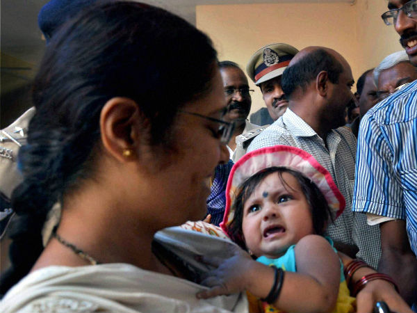 ಚಿತ್ರಗಳಲ್ಲಿ ಕಂಡ ಸುದ್ದಿಗಳು ಚಿತ್ರಗಳಲ್ಲಿ ಕಂಡ ಸುದ್ದಿಗಳು