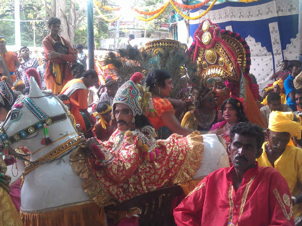 ಜಾನಪದ ಕುಣಿತ