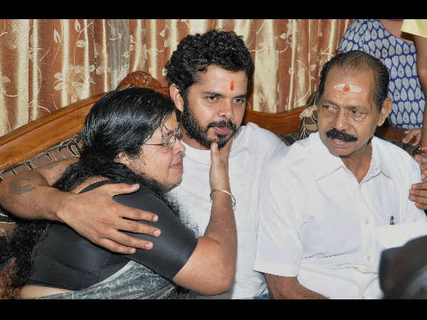 ಅಮ್ಮನ ಅಪ್ಪುಗೆ