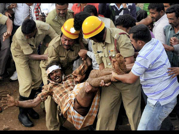 ಕಾರ್ಮಿಕನ ರಕ್ಷಣೆ ಕಾರ್ಮಿಕನ ರಕ್ಷಣೆ