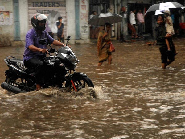 ಮುಂಬೈನ ಮಳೆ ಮುಂಬೈನ ಮಳೆ