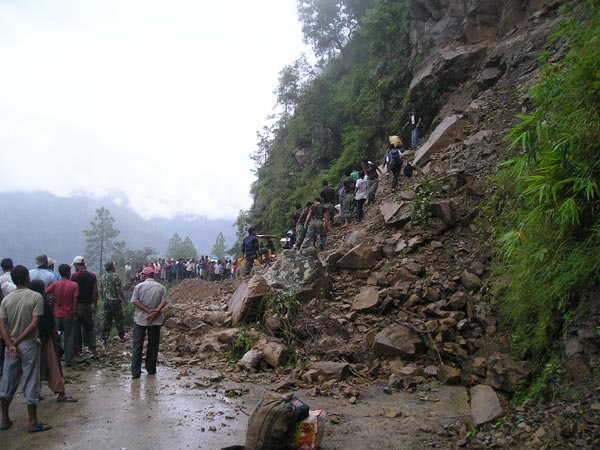 Uttarakhand Deluge : Karnataka Pilgrims safe Uttarakhand Deluge : Karnataka Pilgrims safe
