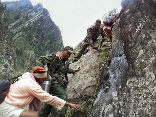 ಇನ್ನಷ್ಟು ಹೆಲ್ಪ್ ಲೈನ್