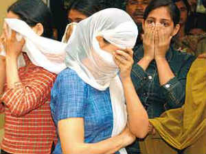 Mumbai 5 Television and film actresses held in IAS call-girl racket Mumbai 5 Television and film actresses held in IAS call-girl racket