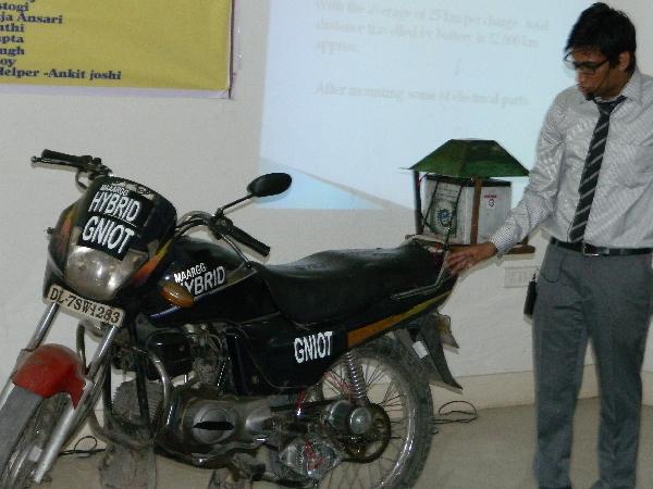 ಸೆಮಿನಾರ್ ನಲ್ಲಿ ಪ್ರಾತ್ಯಕ್ಷಿಕೆ