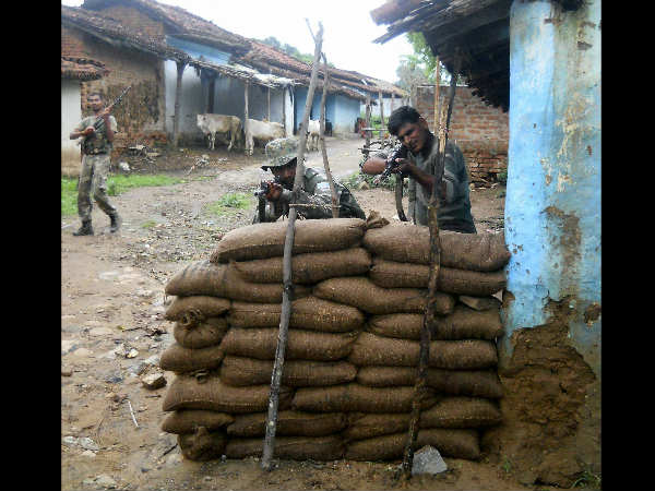 ಗುಂಡಿಗೆ ಎದೆಯೊಡ್ಡಿ