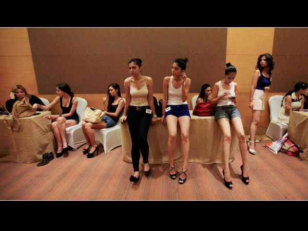 ರೂಪದರ್ಶಿಗಳು