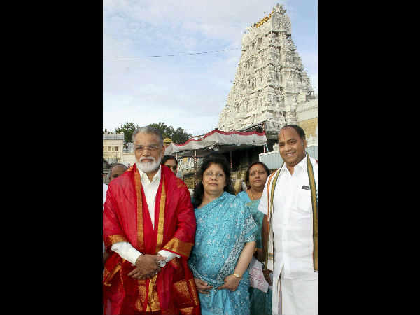 ಇಸ್ರೋ ಮುಖ್ಯಸ್ಥರ ದೇಗುಲ ಭೇಟಿ