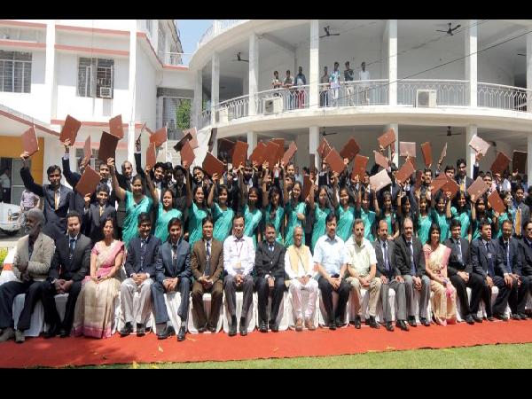 ಹೆಚ್ಚಿನ ನೇಮಕಾತಿ ಹೆಚ್ಚಿನ ನೇಮಕಾತಿ