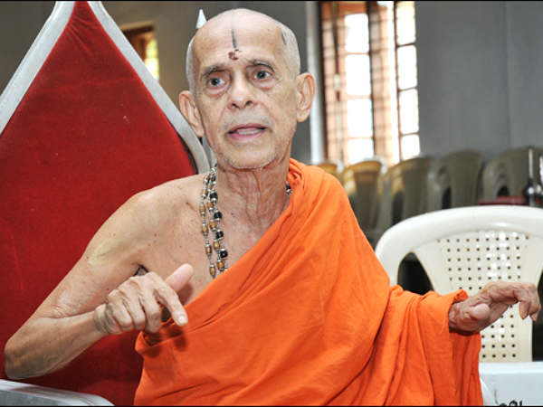 ಪೇಜಾವರಶ್ರೀಗಳ ಎಂಟ್ರಿ