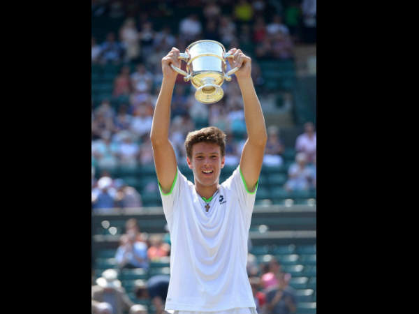 ಬಾಯ್ಸ್ ಸಿಂಗಲ್ಸ್ ವೀರ