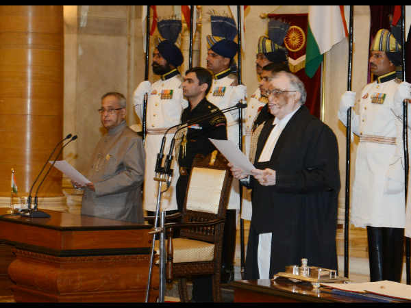 ಪ್ರಮಾಣ ಸ್ವೀಕಾರ ಚಿತ್ರಗಳು