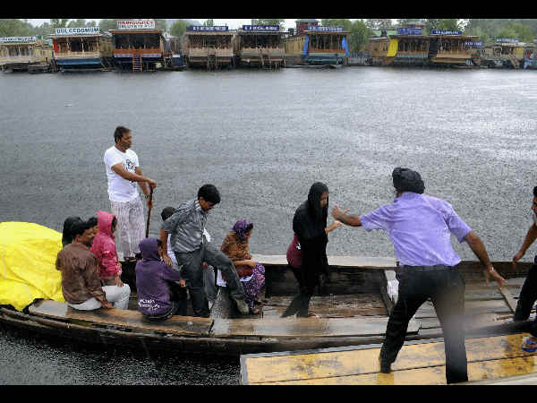 ಶ್ರೀನಗರದ ಚಿತ್ರ