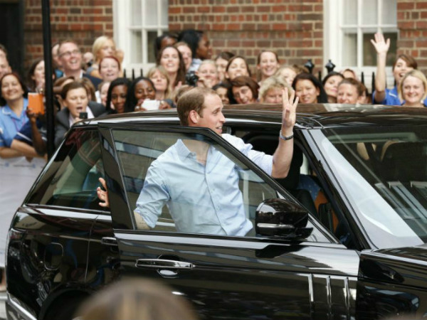 ರಾಜಕುಮಾರನ ರಾಯಲ್ ಸವಾರಿ