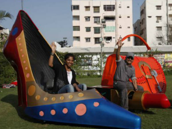 ಹೈದರಾಬಾದಿನ ಸುಧಾಕರ್ ಯಾದವ್ ಶೂ-ಲಿಪ್ ಸ್ಟಿಕ್ ಕಾರು