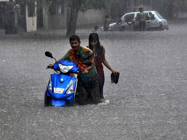 ಸ್ವಲ್ಪ ಸಹಾಯ ಮಾಡೇ 
