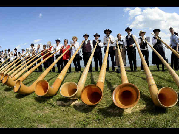 ವಿಶ್ವ ಅಲ್ಹೋರ್ನ್ ಹಬ್ಬ