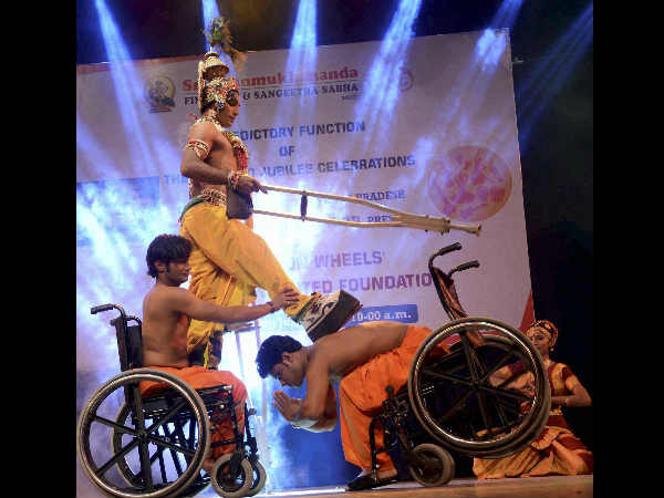 ಚಿತ್ರಗಳಲ್ಲಿ ಕಂಡ ಸುದ್ದಿ