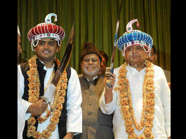 ಕರ್ನಾಟಕದಲ್ಲಿ ಅಪ್ಪ ಮಗ