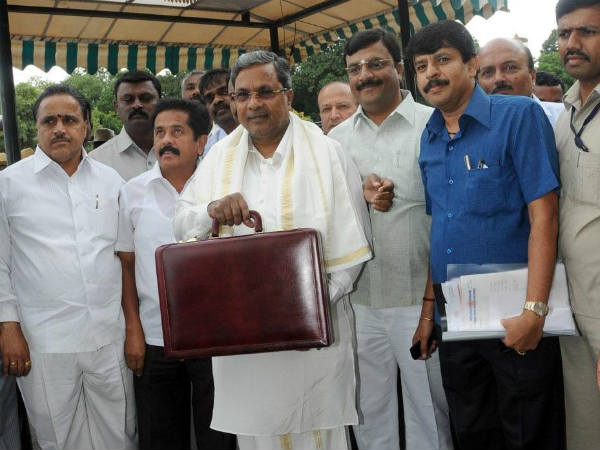 ಬಜೆಟ್ ಮಂಡನೆ
