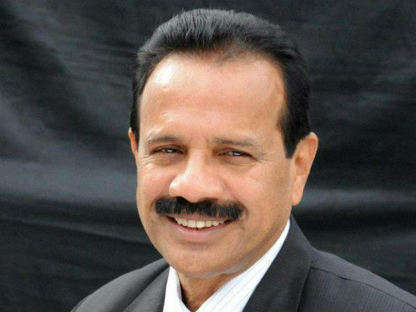 ಸೋನಿಯಾ, ರಾಹುಲ್ ವಿರುದ್ಧ ಸ್ಪರ್ಧೆಗೆ ಸಿದ್ದ