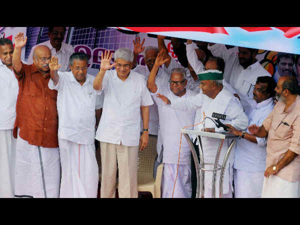 ಚಾಂಡಿ ರಾಜೀನಾಮೆಗೆ ಆಗ್ರಹ