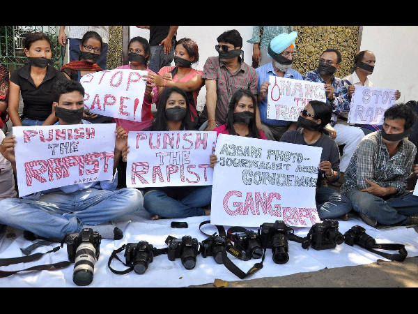 ಪತ್ರಕರ್ತರಿಂದ ಬೆಂಬಲ