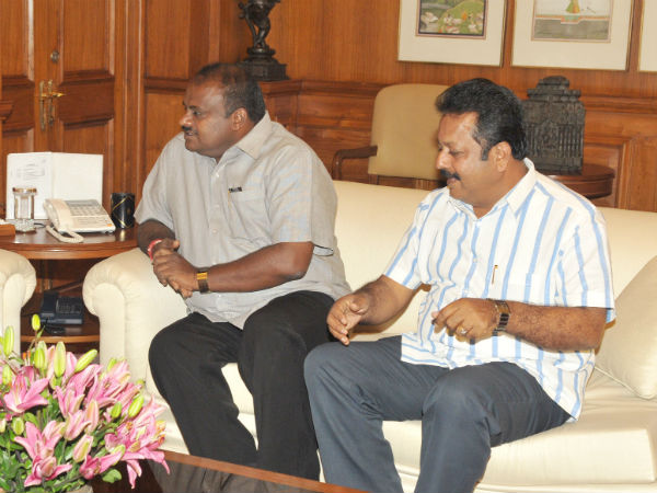 ಚಲುವರಾಯಸ್ವಾಮಿ-ಬಾಲಕೃಷ್ಣ-ಜಮೀರ್ ಮಧ್ಯೆ Hotline