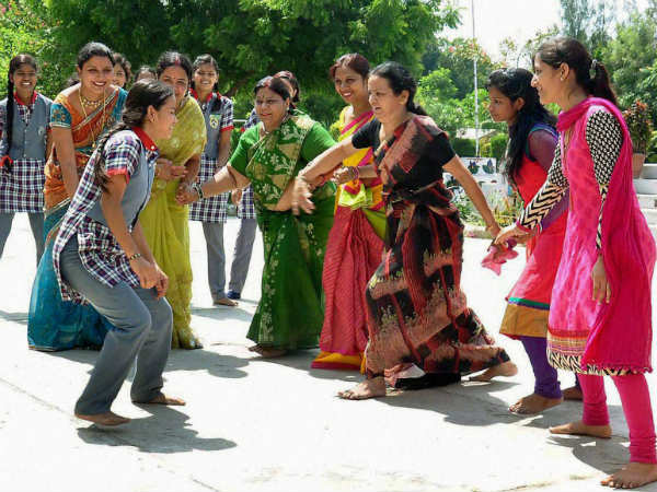 ಶಿಕ್ಷಕರ ಕೊರತೆ: ಸರಕಾರಕ್ಕೆ ತರಾಟೆ