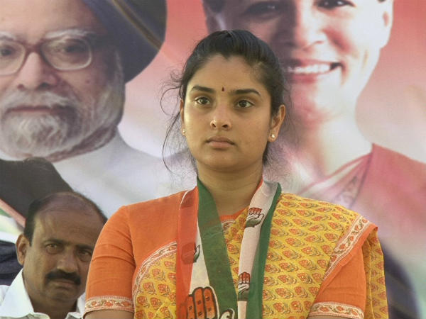 ಗಾಯಮಾಡಿಕೊಂಡ ರಮ್ಯಾ