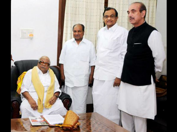 ಮುಳ್ಳಿನ ಹಾದಿಯಲ್ಲಿ DMK 