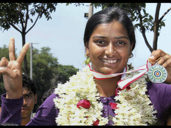 ಪ್ಯಾರೀಸ್ ನಿಂದ