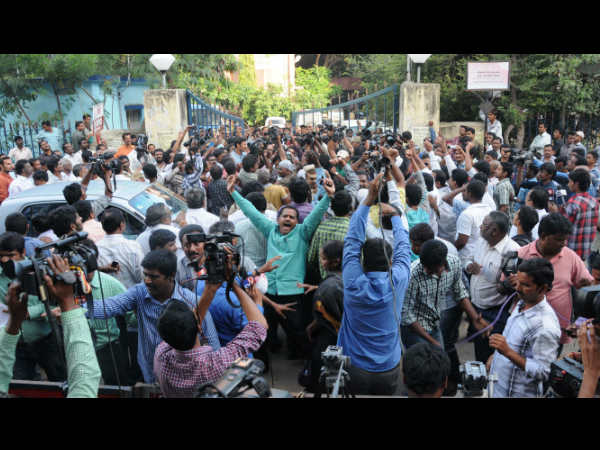 ಜಗನ್ ಜನಪ್ರಿಯತೆ