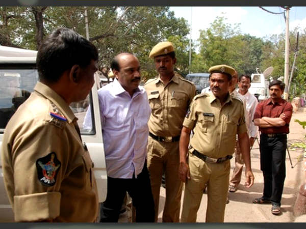 ಅಲಿ ಖಾನನ್ನುದ್ದೇಶಿಸಿ ನ್ಯಾಯಾಧೀಶರು ಇನ್ನೂ ಏನು ಹೇಳಿದರು?: