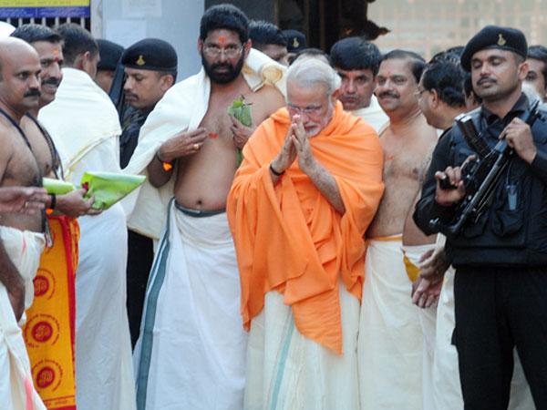 ನರೇಂದ್ರ ಮೋದಿ ಅನಂತಪದ್ಮನಾಭ ದೇಗುಲ ಭೇಟಿ 